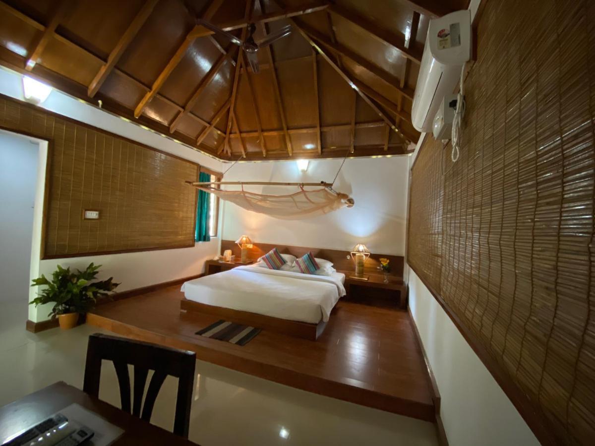 Hotel Wild Orchid Kala Pathar Beach Exterior foto
