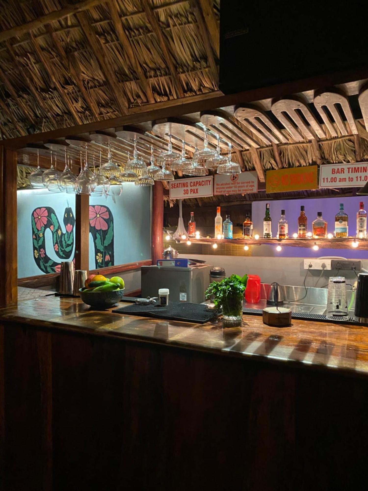 Hotel Wild Orchid Kala Pathar Beach Exterior foto